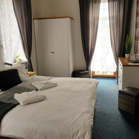 Hotel Camelot Tisá Zewnętrze zdjęcie